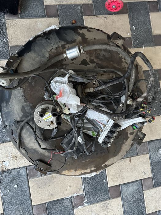 Газ 4 цилиндр. Балон 85литр