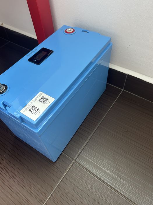 Vand baterie lifepo4 12v-100 amperi