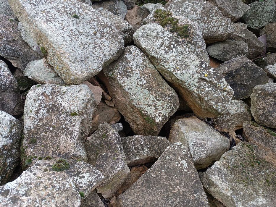 Дялан камък за зидария