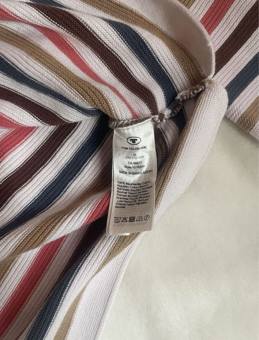 Страхотен дамски пуловер (блуза) на Tom Tailor н-р М!