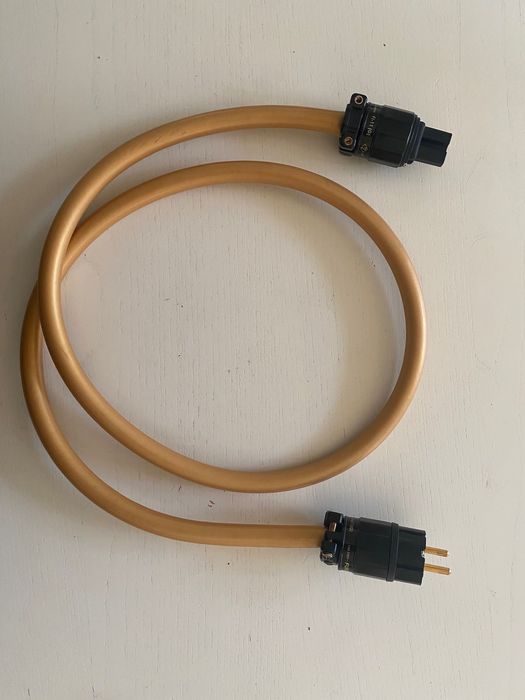 Cablu de alimentare / curent Van den Hul + Furutech FI-11 (G)