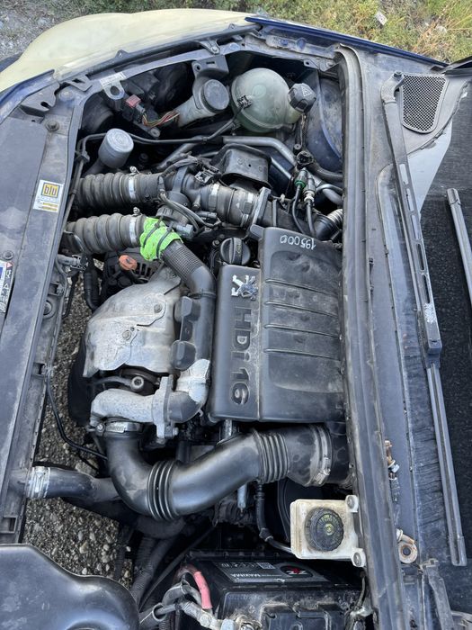 Peugeot 307 Facelift 1.6hdi НА ЧАСТИ