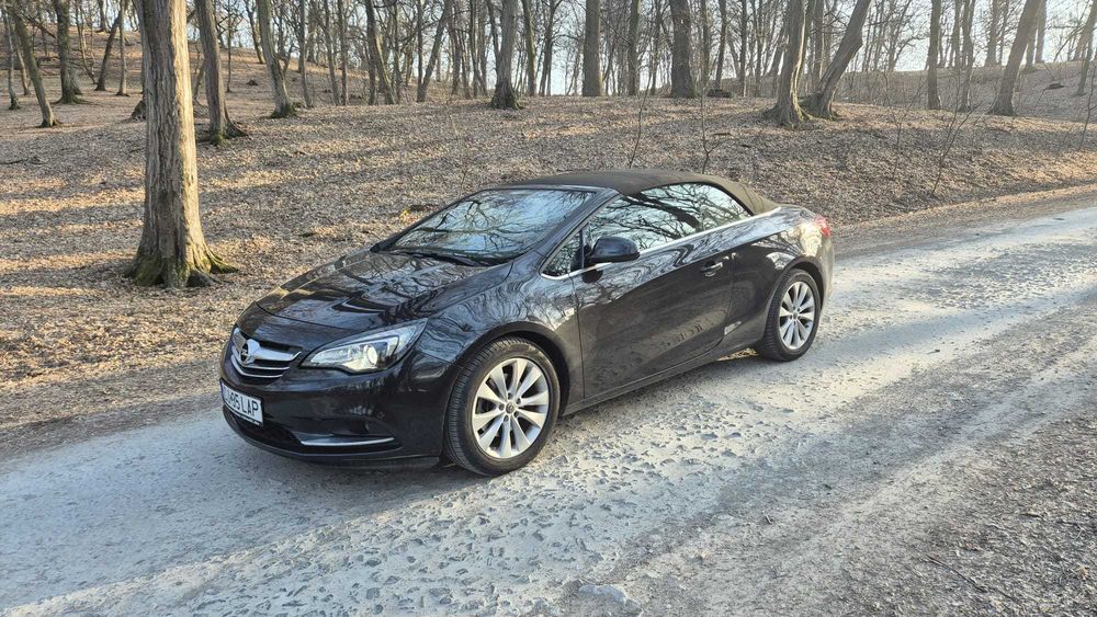 Opel Cascada Cabrio 1.6 Turbo Benzină 170 CP • Automată • Piele • 120.