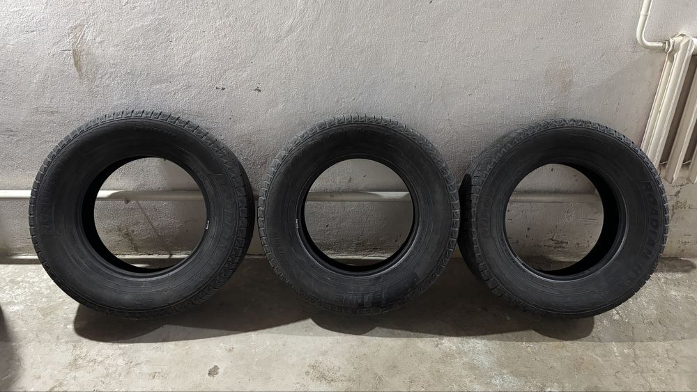 Продам шины от фирмы Roadstone