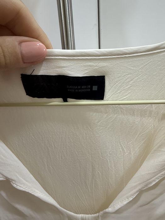 Бяла къса рокля ZARA