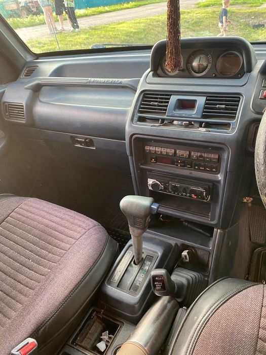 Продам Mitsubishi pajero