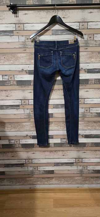 Guess S-дамски дънки (А-61)
