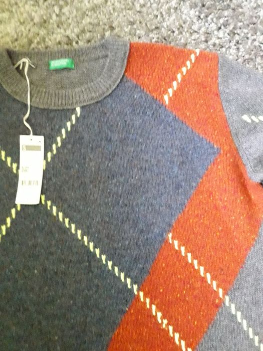 Pulouver nou OF BENETTON
