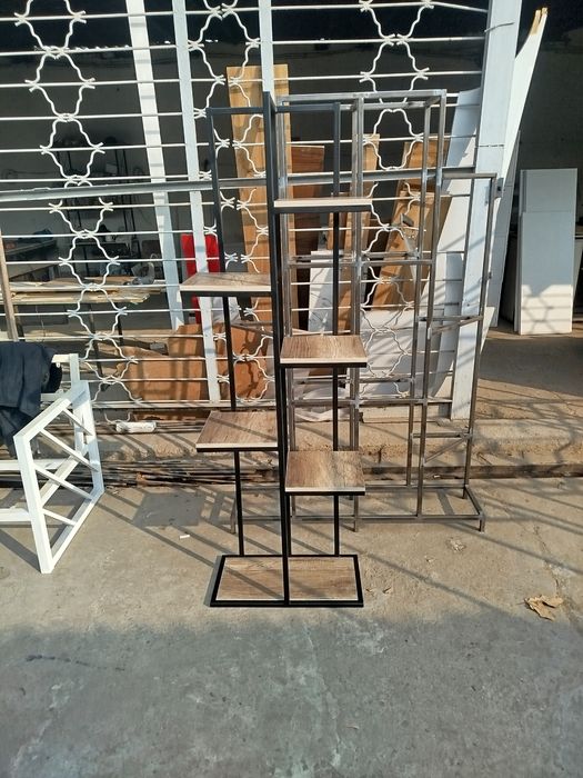 Loft mebel gullar uchun ajoyib gul polka