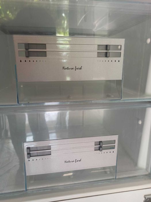 Продавам Electrolux Хладилник за вграждане