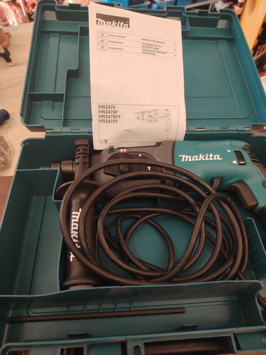 Макита перфоратор HR2470