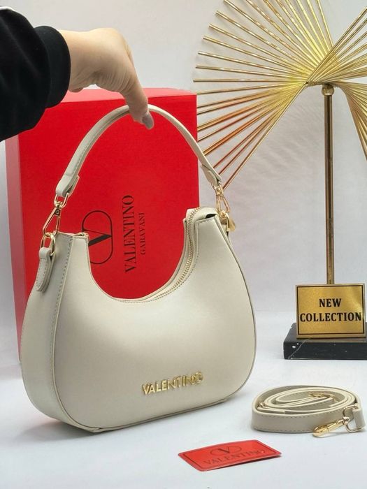 Geanta Valentino noua !!! Dimensiuni 25/19 !!!