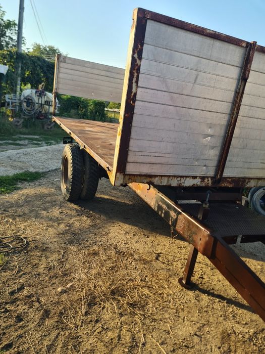 Remorca basculabila pe spate