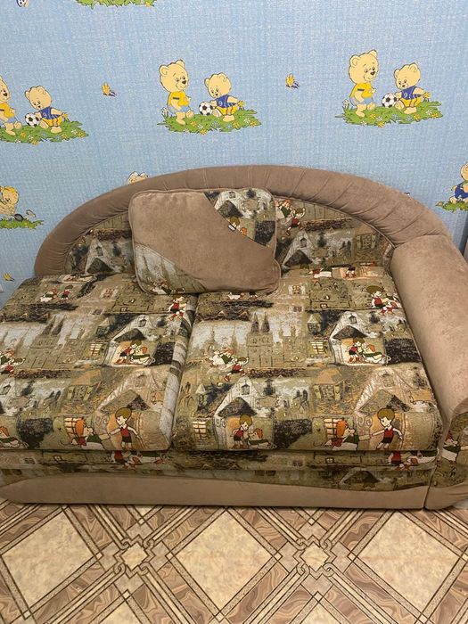 Диван подростковый