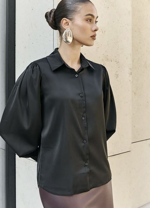Классическая блузка черный