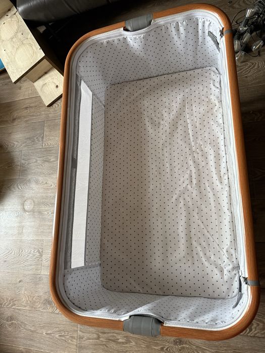 Продам манеж детский.