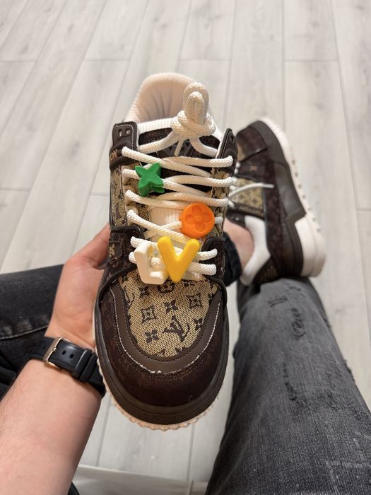 Adidasi Barbati Louise Vuitton Maxi Trainer Maro!