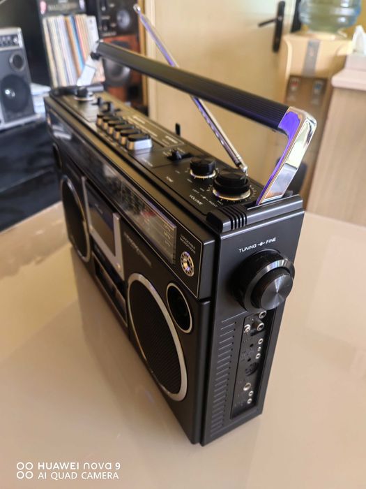 Sanyo M 4500 /Радиокасетофон /