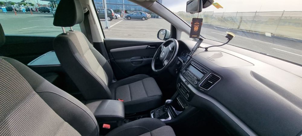 VW Sharan - automat DSG - 2010 - înmatriculat