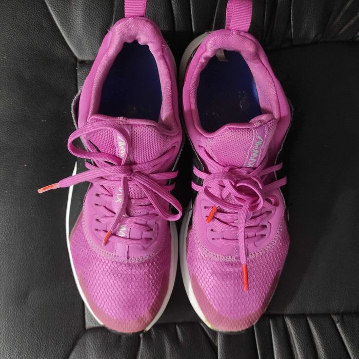 Дамски маратонки Nike