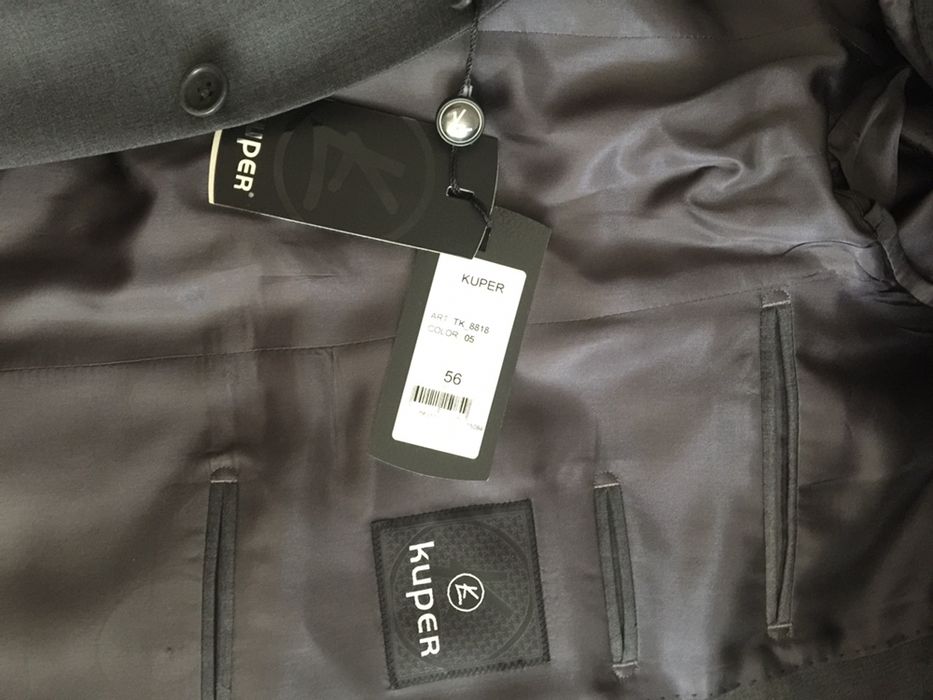 Продам новый костюм хороши