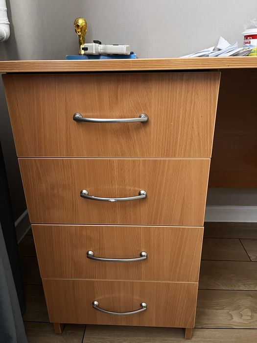 Продам парту Парта