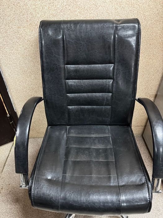 Офисная мебель б/у