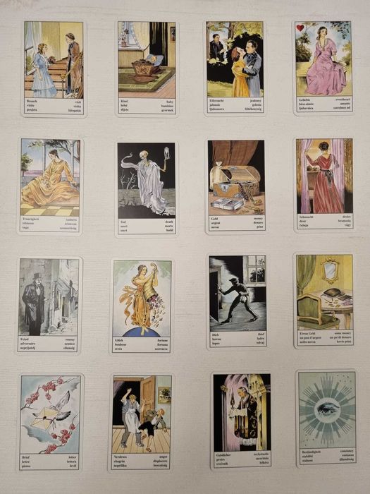 Vand carti de tarot Tiganesc