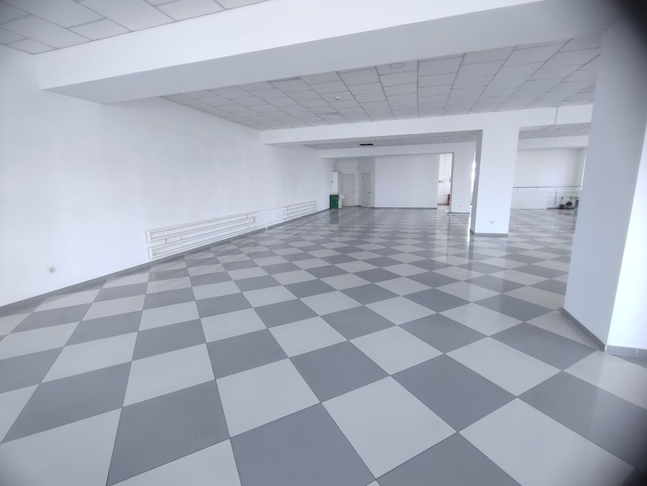 Сдаётся в аренду торговая площадь