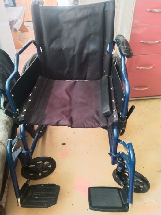 Коляска инвалидная
