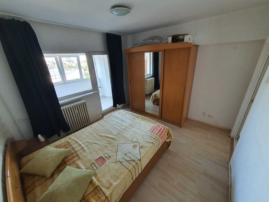 Inchiriez Apartament 4 Camere decomandat Militari Uverturii / Dezrobirii 91 mp, 2 balcoane Etaj 8