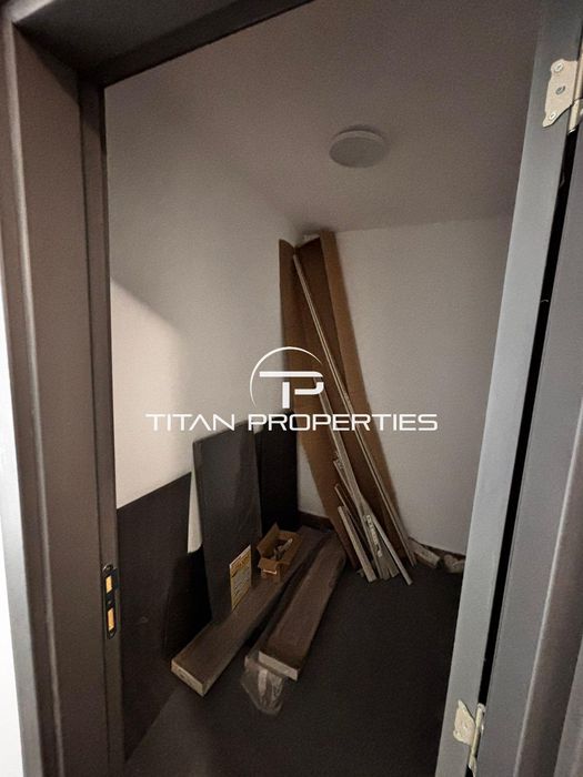 Дава се под наем Офис в Бургас, Център - 63 кв.м за 747.66 € - Снимка #7