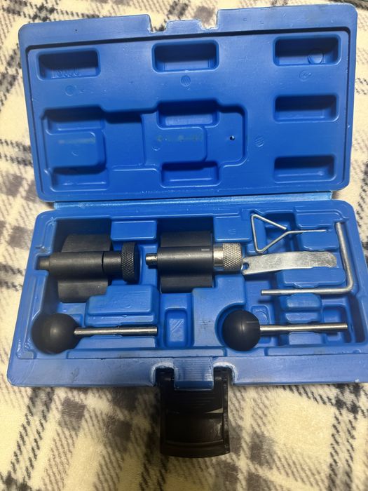 Комплект за смяна на ангренажен ремък и верига