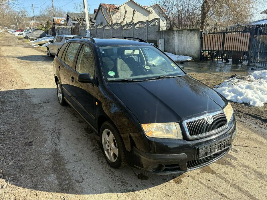 Dezmembrez skoda fabia 1.4i 1.6i