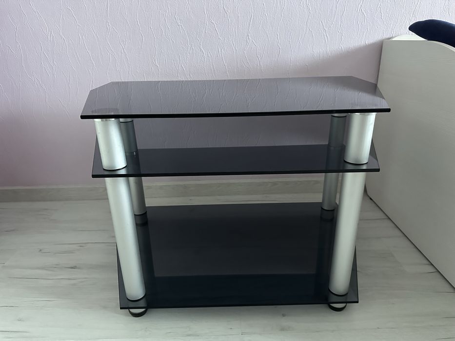 Продам стеклянный стол