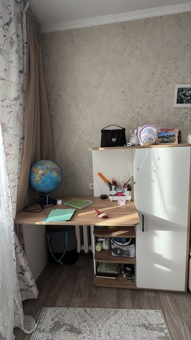 Рабочий стол для школьника