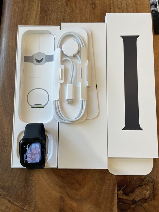 Apple watch SE 3 40mm Solo loop GPS