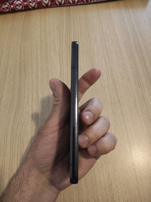 Vând Samsung Galaxy S22