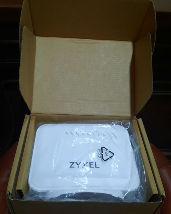 Срочно продам домашний роутер ZYXEL