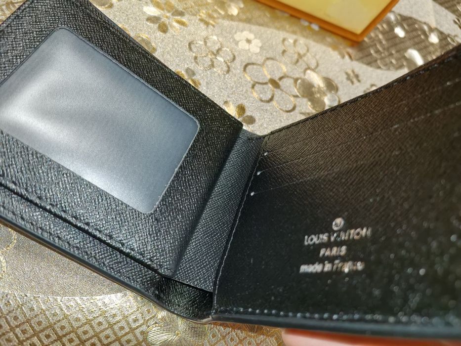 Luis vuitton портфейл