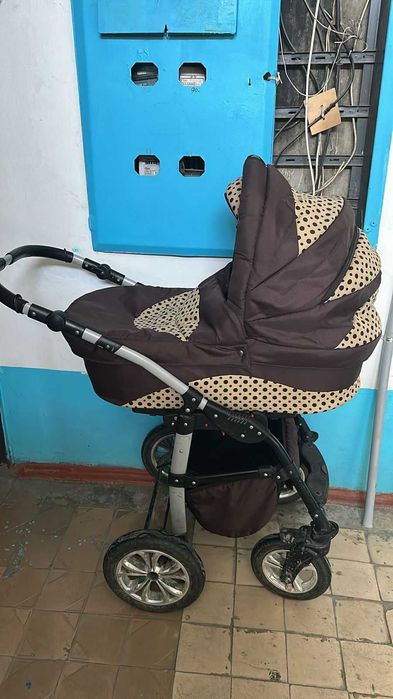 Коляска детская состояние нормальное