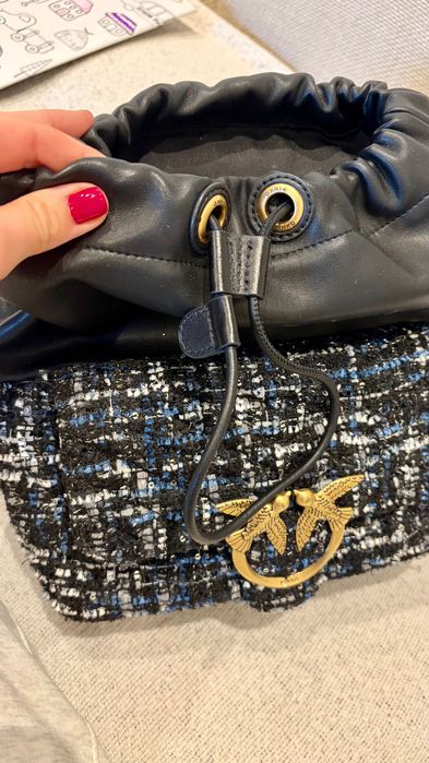 Букле раница PINKO