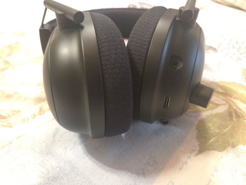 Безжични слушалки Razer Blackshark v2 pro (2023)