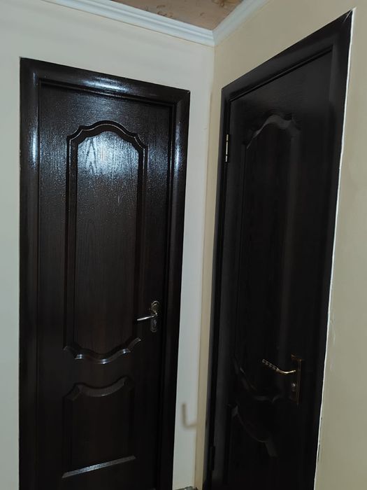 Межкомнатные двери — 2 м × 60 см, 2шт