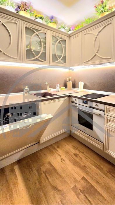 Продава се Тристаен апартамент в Варна, м-т Траката - 100 кв.м за 2110 €/кв.м - Снимка #5