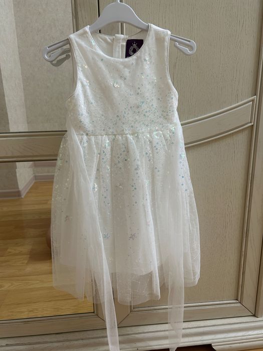 Нарядные платья для девочек