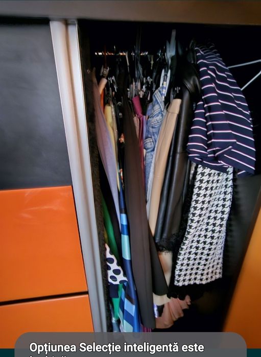 Dulap dormitor pal wenge cu sticla portocalie