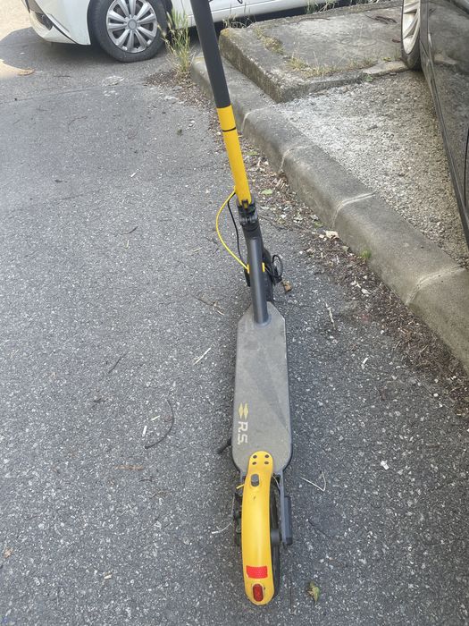 Trotineta electrica Renault Sport RS
