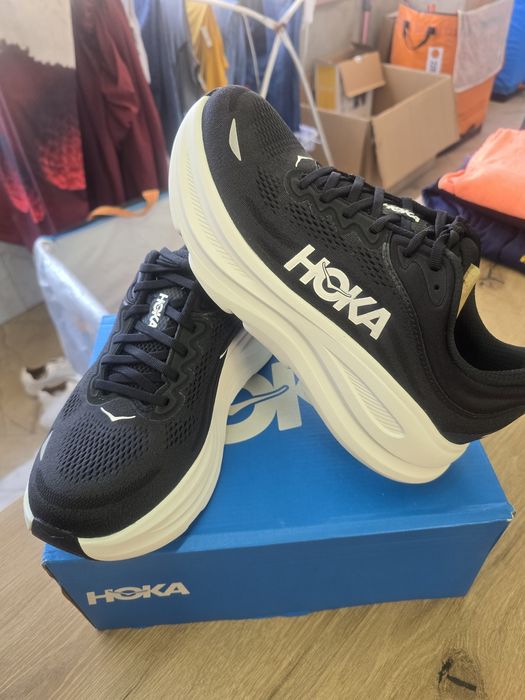 Маратонки HOKA BONDI 9