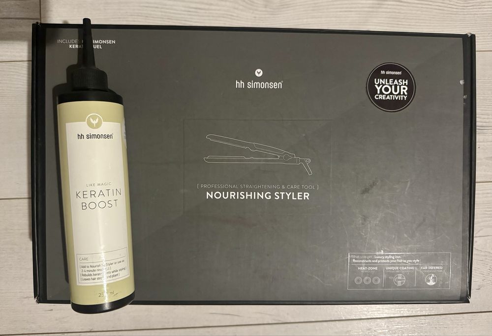 Преса за изправяне на коса с кератин терапия HH Simonsen Nourishing S